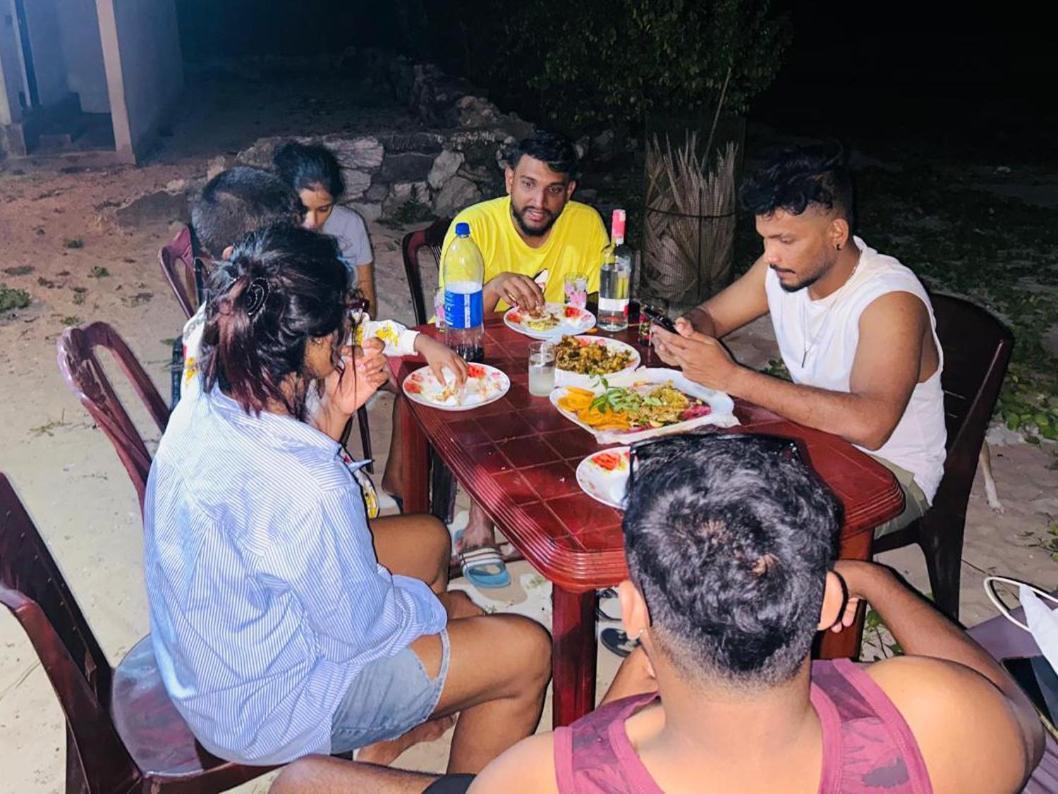 Delft Jeyam Resorts Delft East Ngoại thất bức ảnh