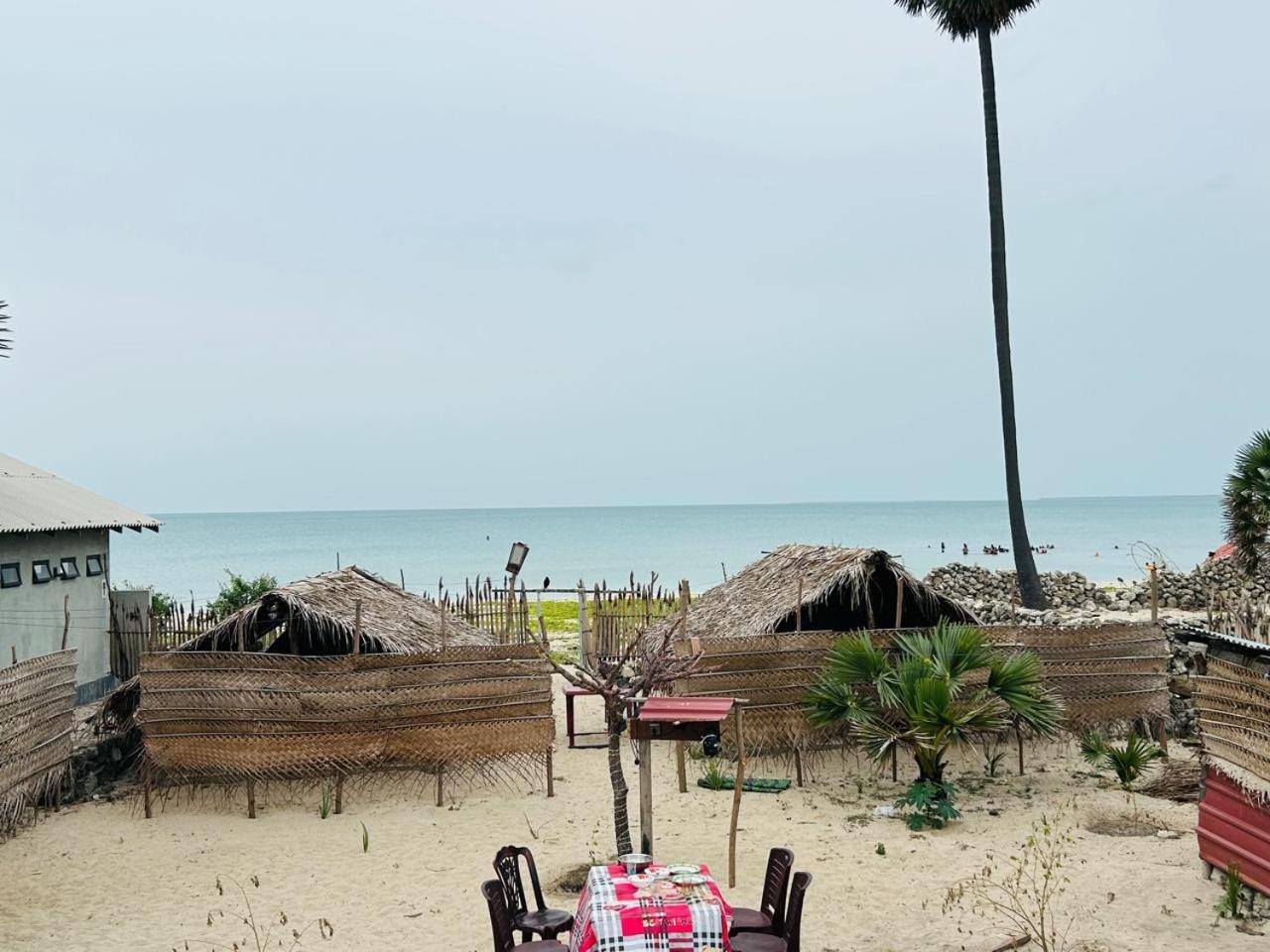 Delft Jeyam Resorts Delft East Ngoại thất bức ảnh