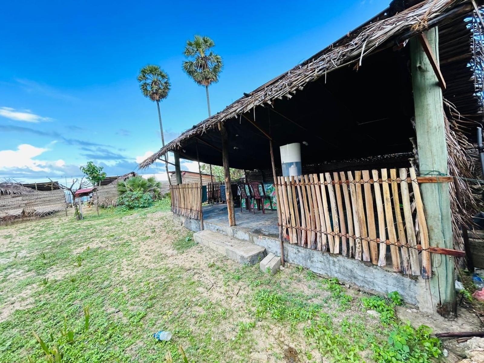 Delft Jeyam Resorts Delft East Ngoại thất bức ảnh